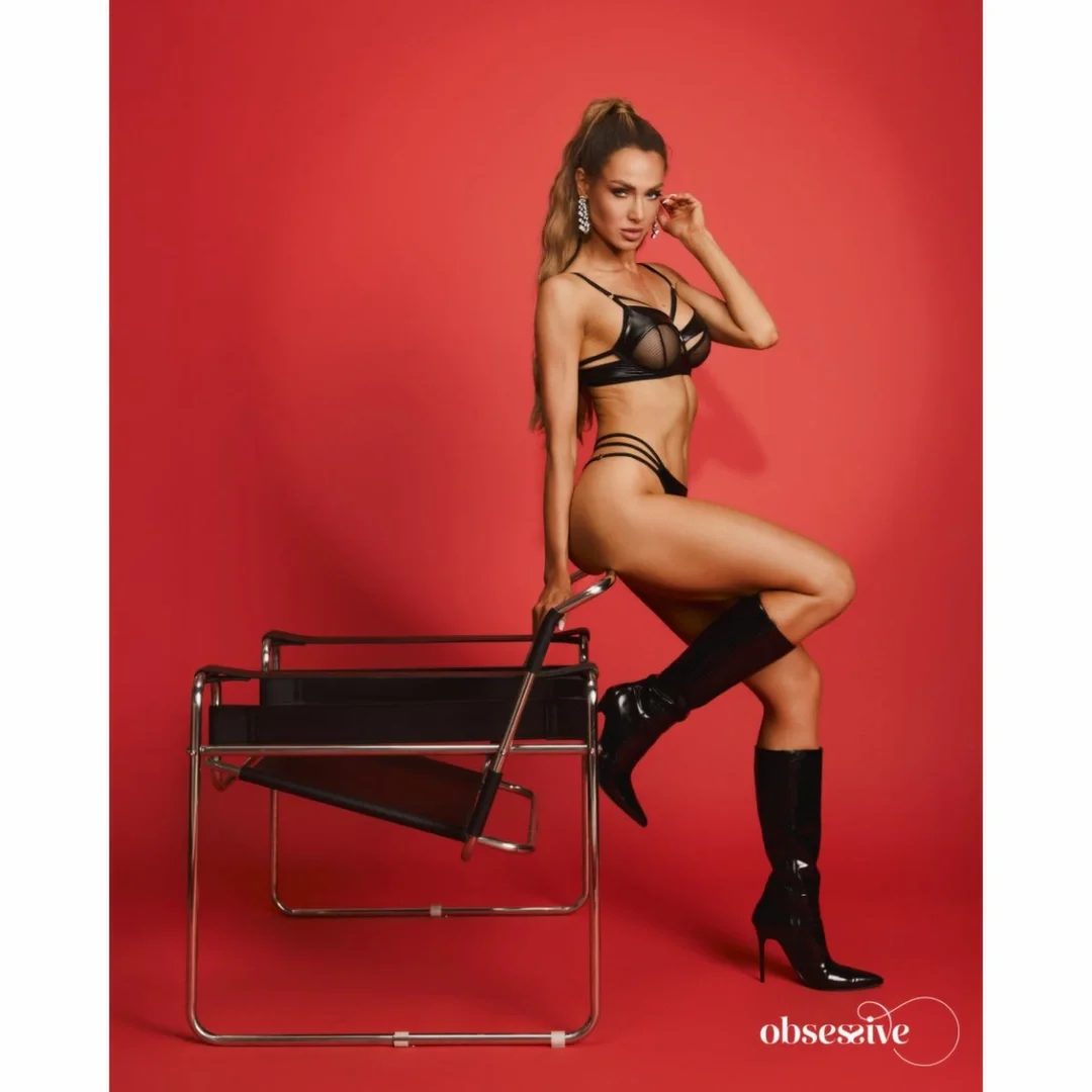 Obsessive Dominna komplet bielizny 2-częściowy czarny, regulacja S/M — zdjęcie 2