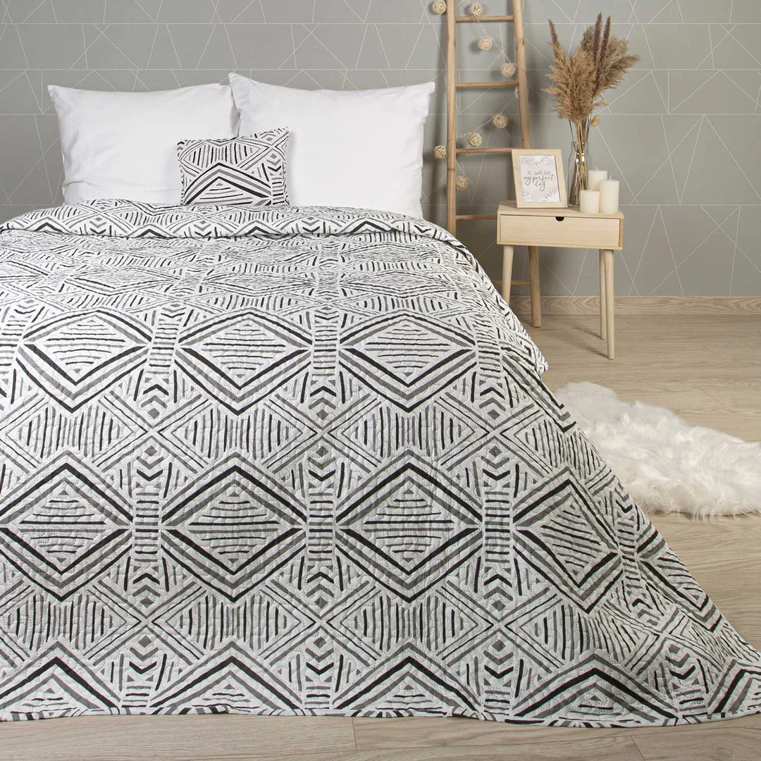 Narzuta dekoracyjna 170x210 Tarik biała czarna geometryczna Darymex