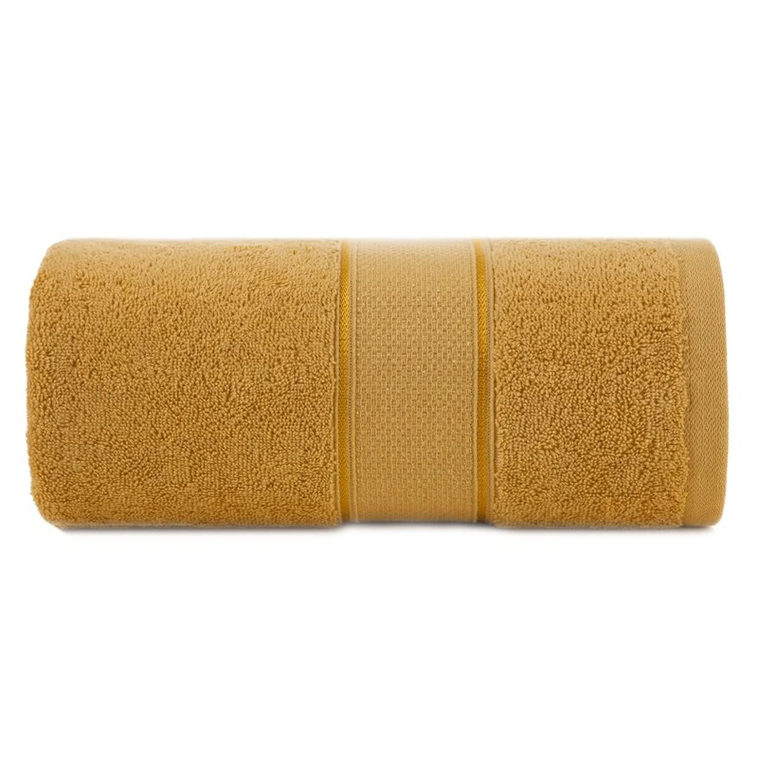 Ręcznik Liana 70x140 musztardowy z błyszczącą nicią 500 g/m2 Eurofirany