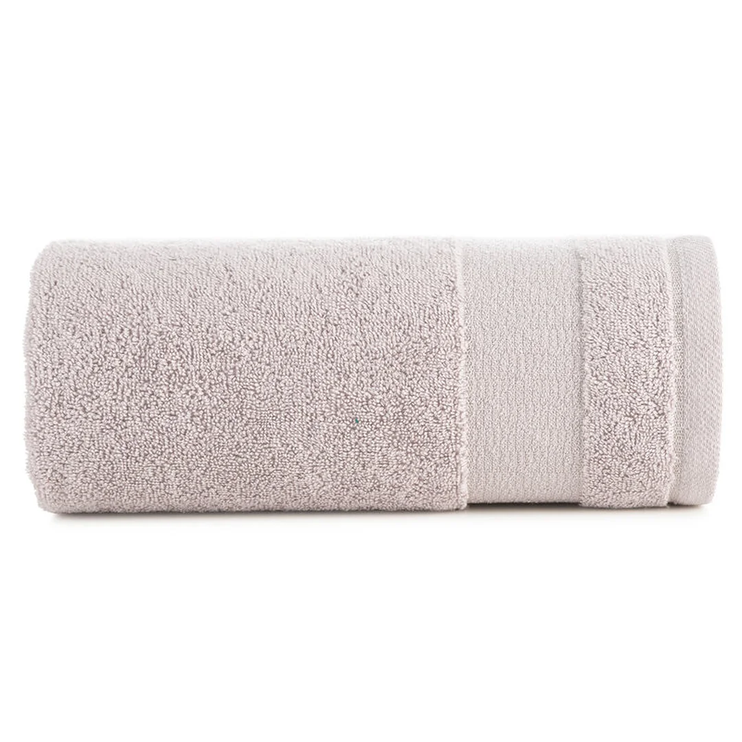 Ręcznik Nessy 50x90 pudrowy róż 500 g/m2 frotte bawełniany Eurofirany