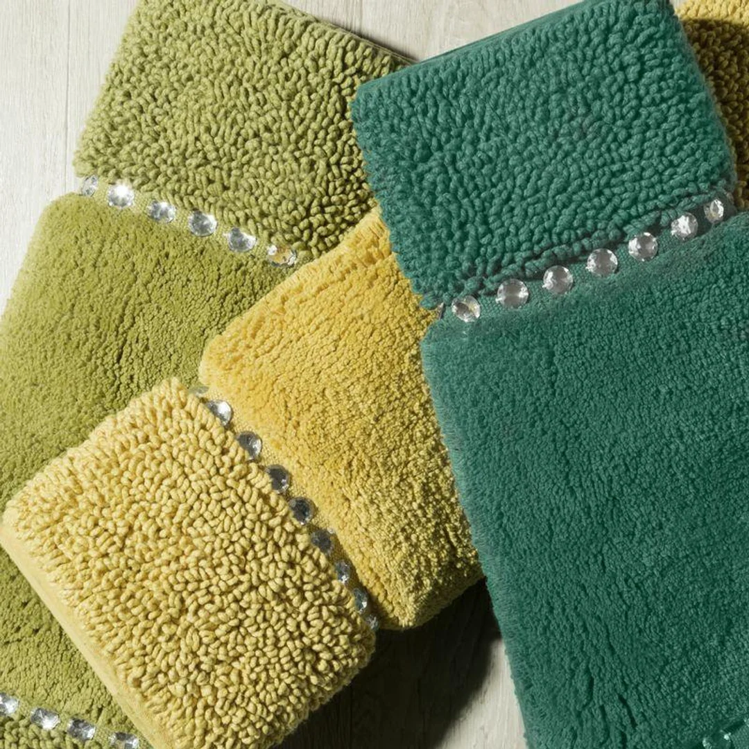 Dywanik 60x90 Chic zielony ciemny z bawełny zdobiony kryształkami w stylu glamour Eurofirany — zdjęcie 6