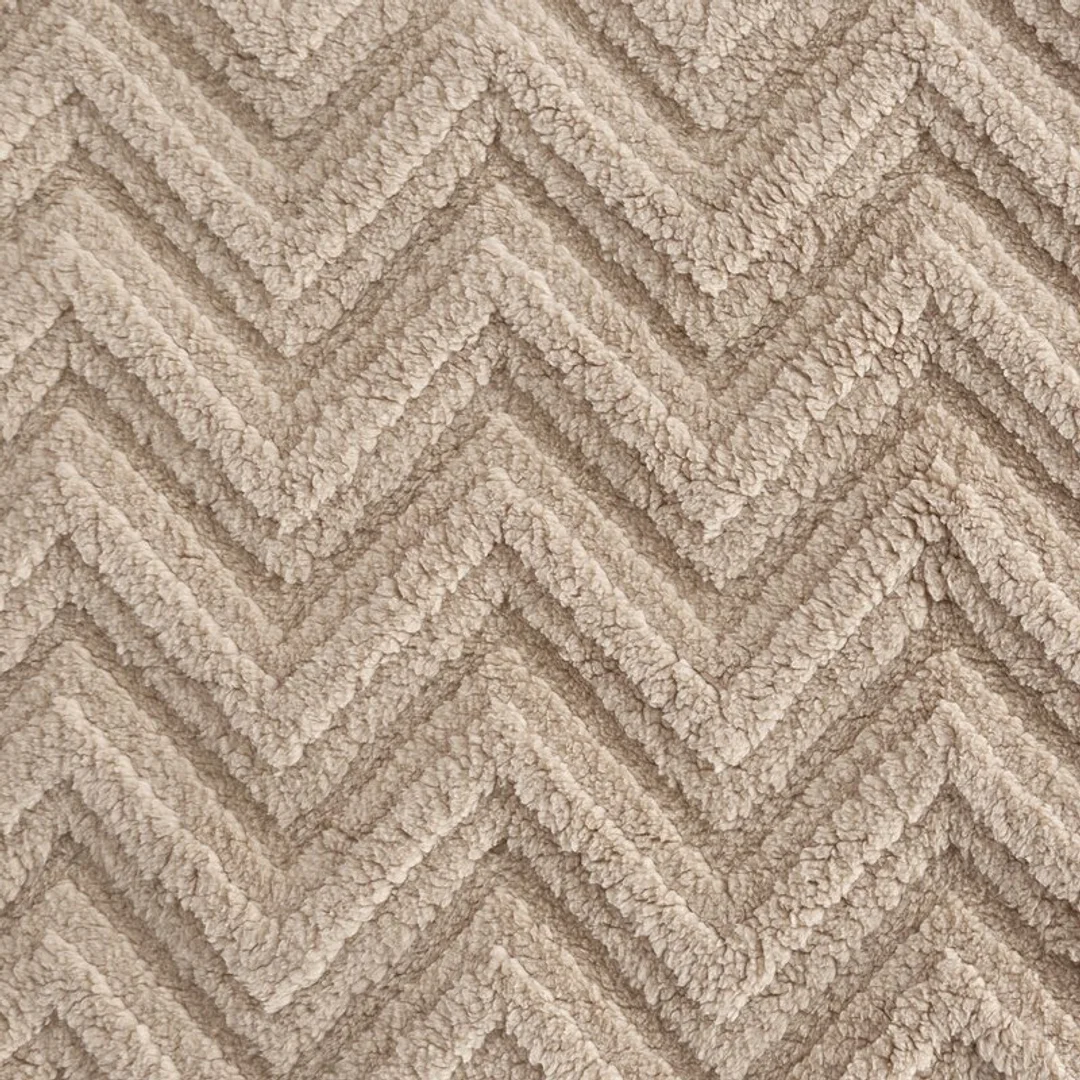Koc 170x210 Jodła ciemnobeżowy – elegancki koc z wzorem jodełki do sypialni — zdjęcie 3