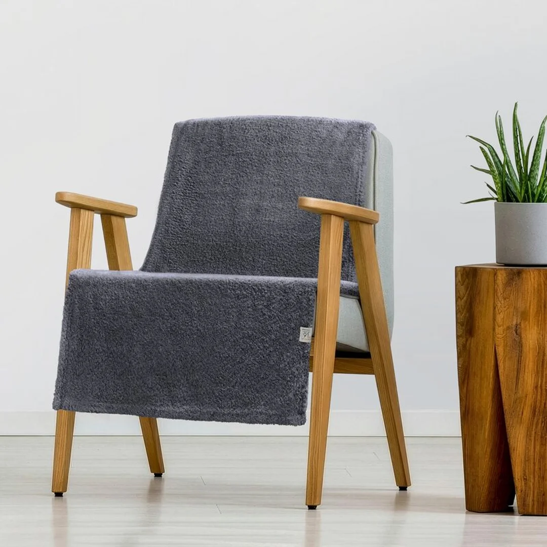 Koc narzuta na fotel typu flano 70x160 stalowy z mikrofibry miękki Lori D91 — zdjęcie 2