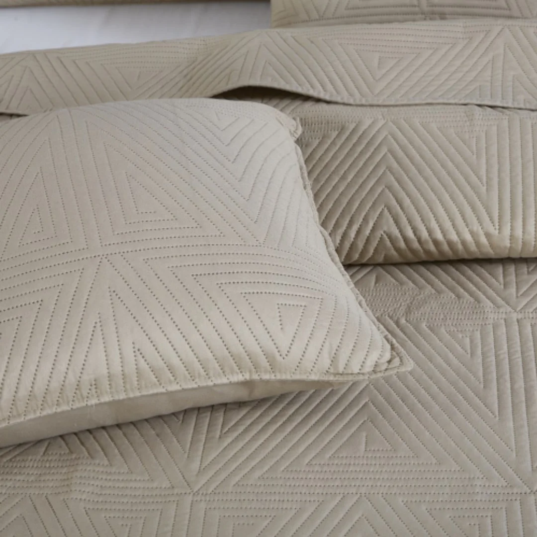 Narzuta dekoracyjna 160x220 Trio beżowa geometryczna I25 — zdjęcie 3