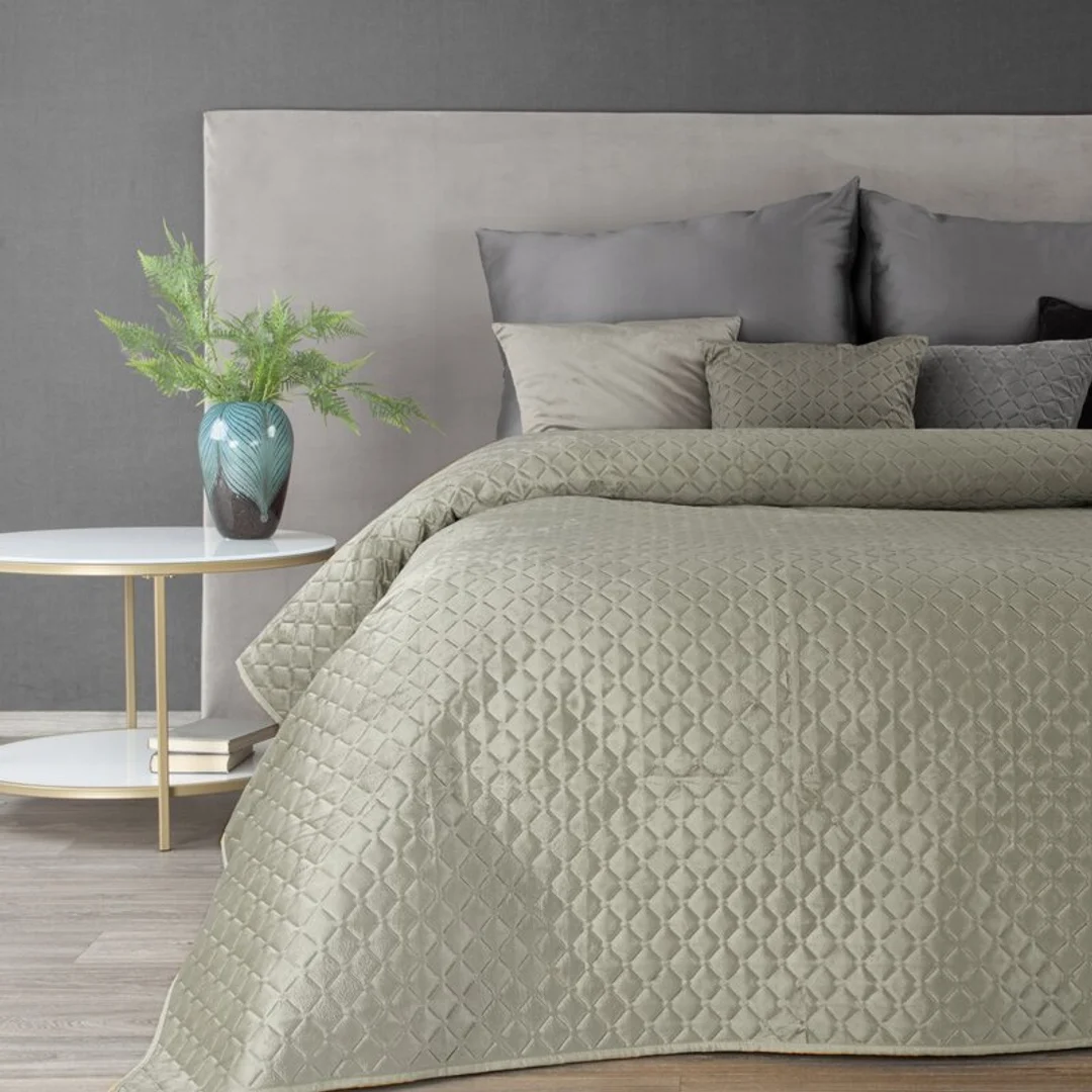 Narzuta dekoracyjna 200x220 Dimon srebrna geometryczna welurowa Eurofirany — zdjęcie 2
