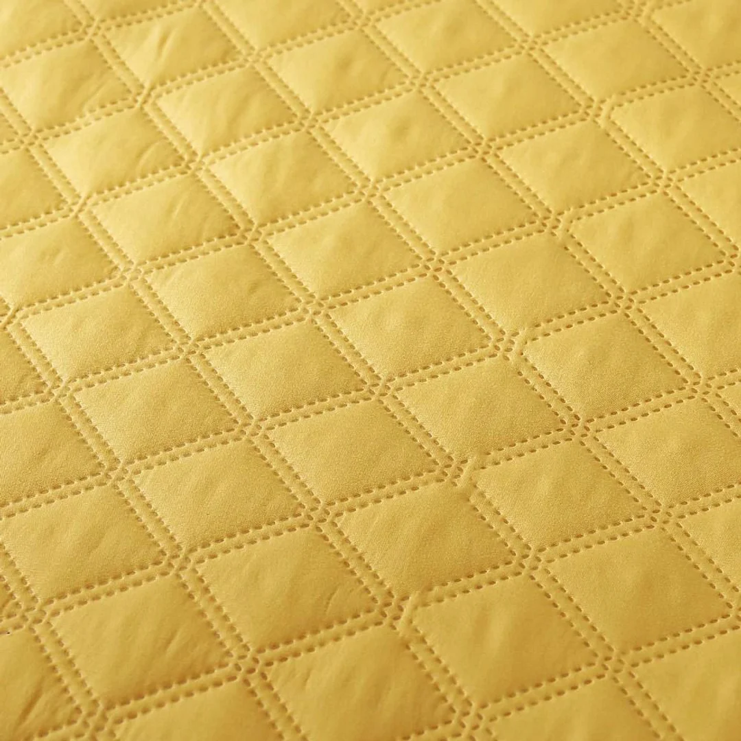 Narzuta z falbanką 200x220 Ruffy musztardowa falbanka romby glamour dekoracyjna — zdjęcie 11