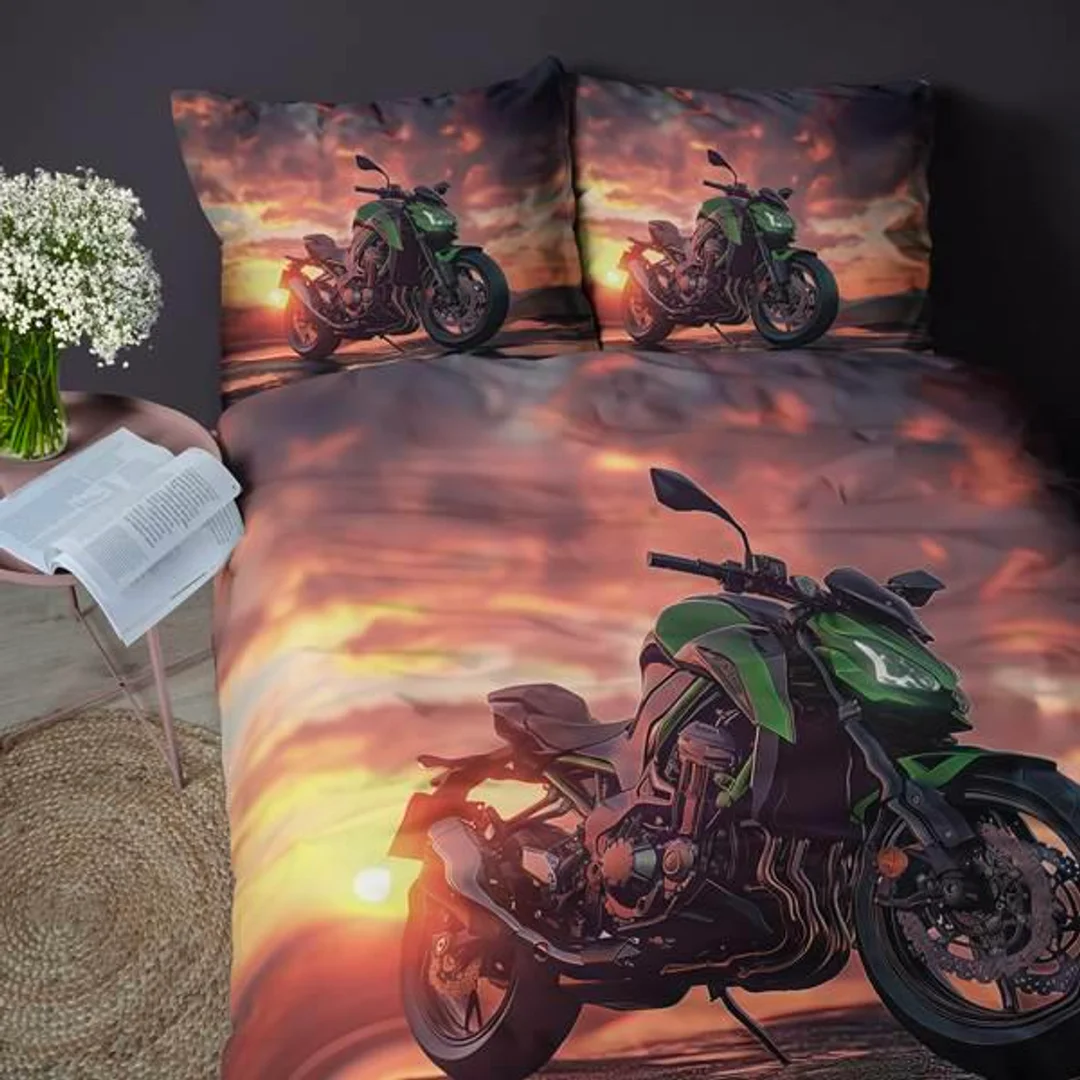 Pościel 3D z mikrofibry z motocyklem na tle zachodu słońca – 220x200 cm – Visuale 3D – wzór 5434 A — zdjęcie 4