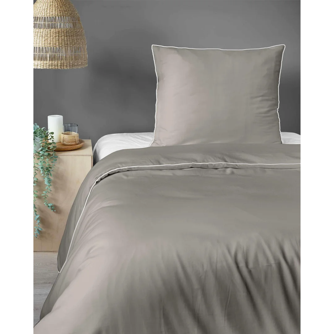 Pościel satynowa 140x200 beżowa z lamówką z jedną poszewką 70x90 Mako Satin 62/2 — zdjęcie 6