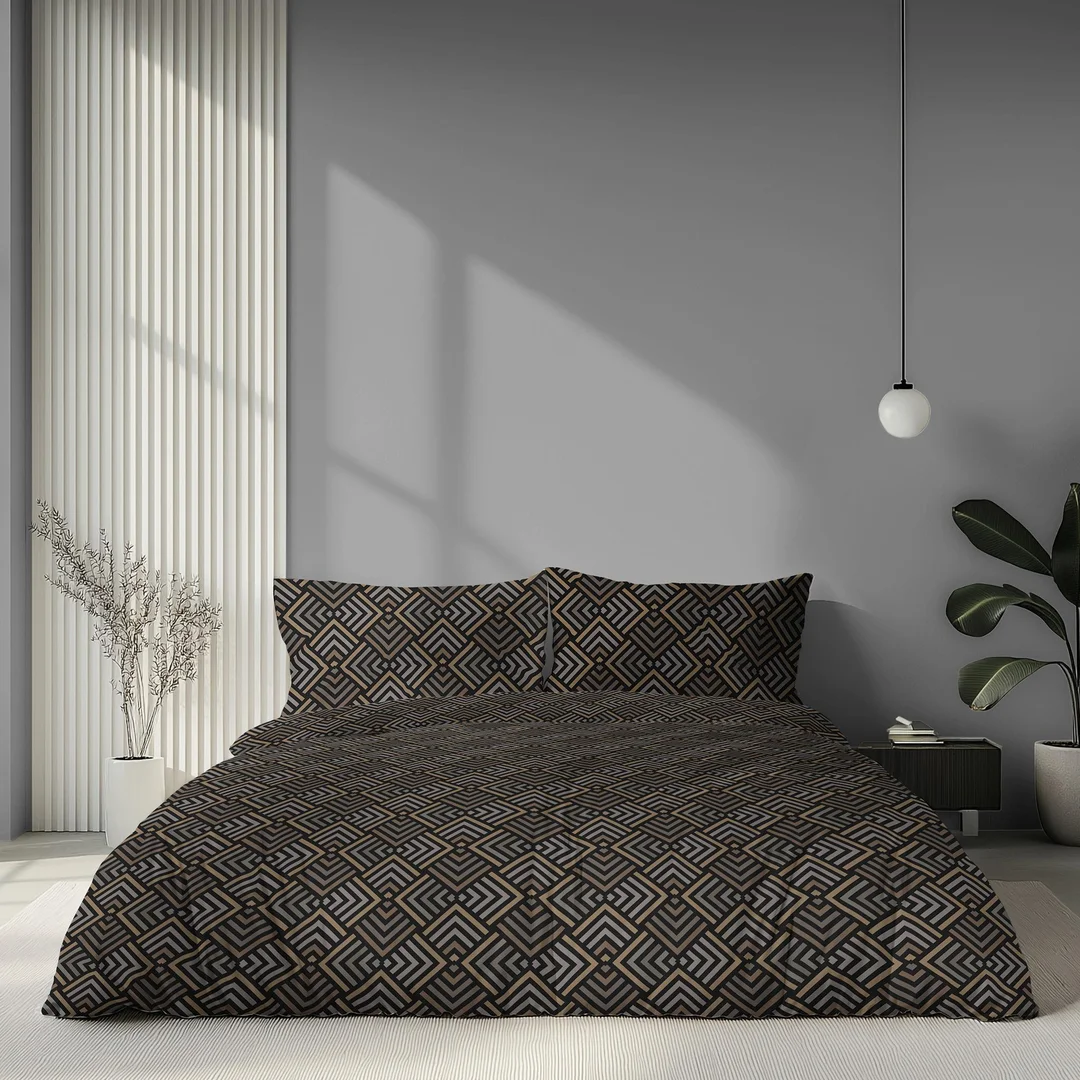 Pościel satynowa 140x200 brązowa w drobne geometryczne romby - 6069 B - Home Satin — zdjęcie 4