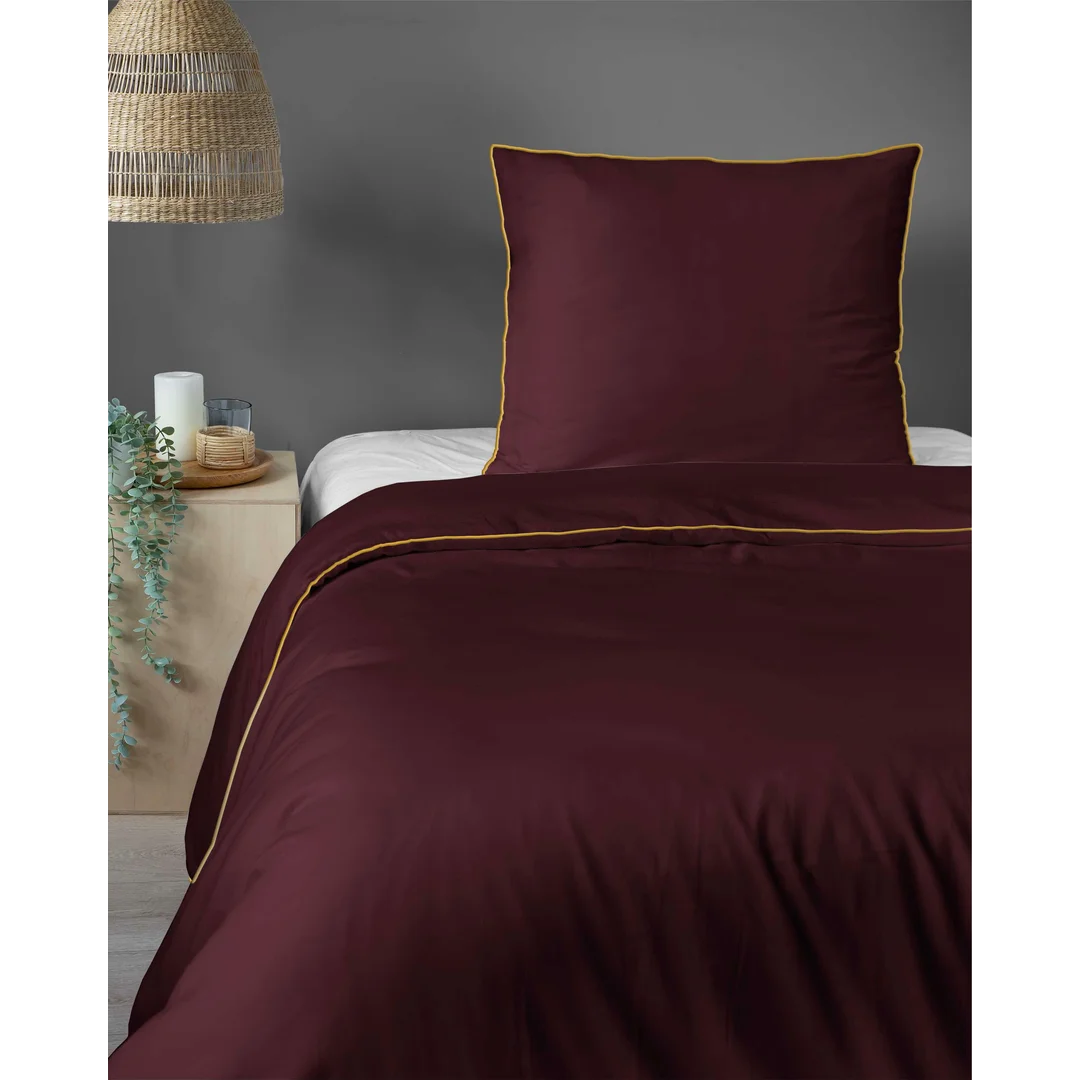 Pościel satynowa 140x200 burgundowa z lamówką z jedną poszewką 70x90 Mako Satin 62/2 — zdjęcie 5