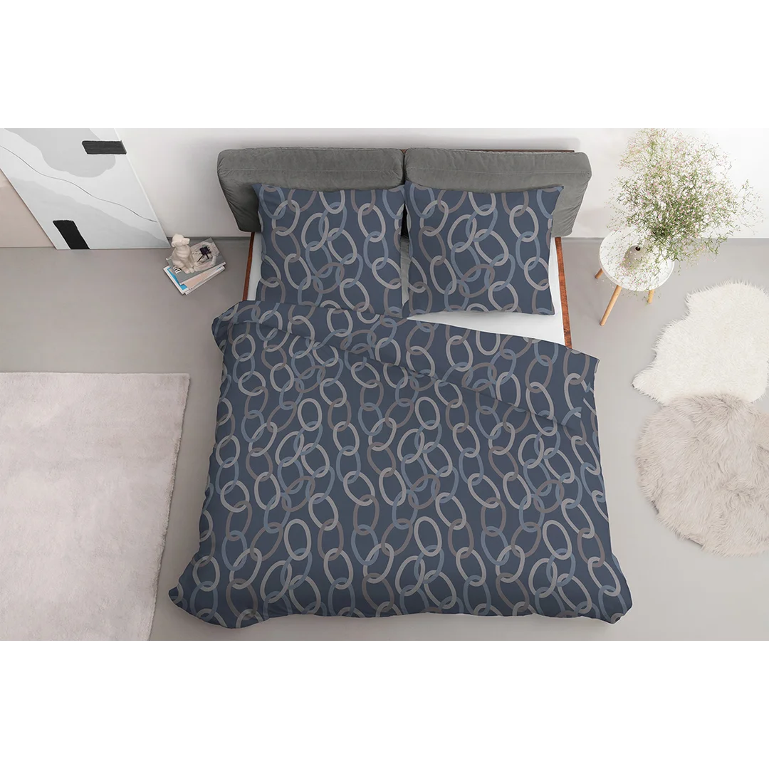 Pościel satynowa 160x200 granatowa w łańcuchy - 5993 A - Home Satin — zdjęcie 2