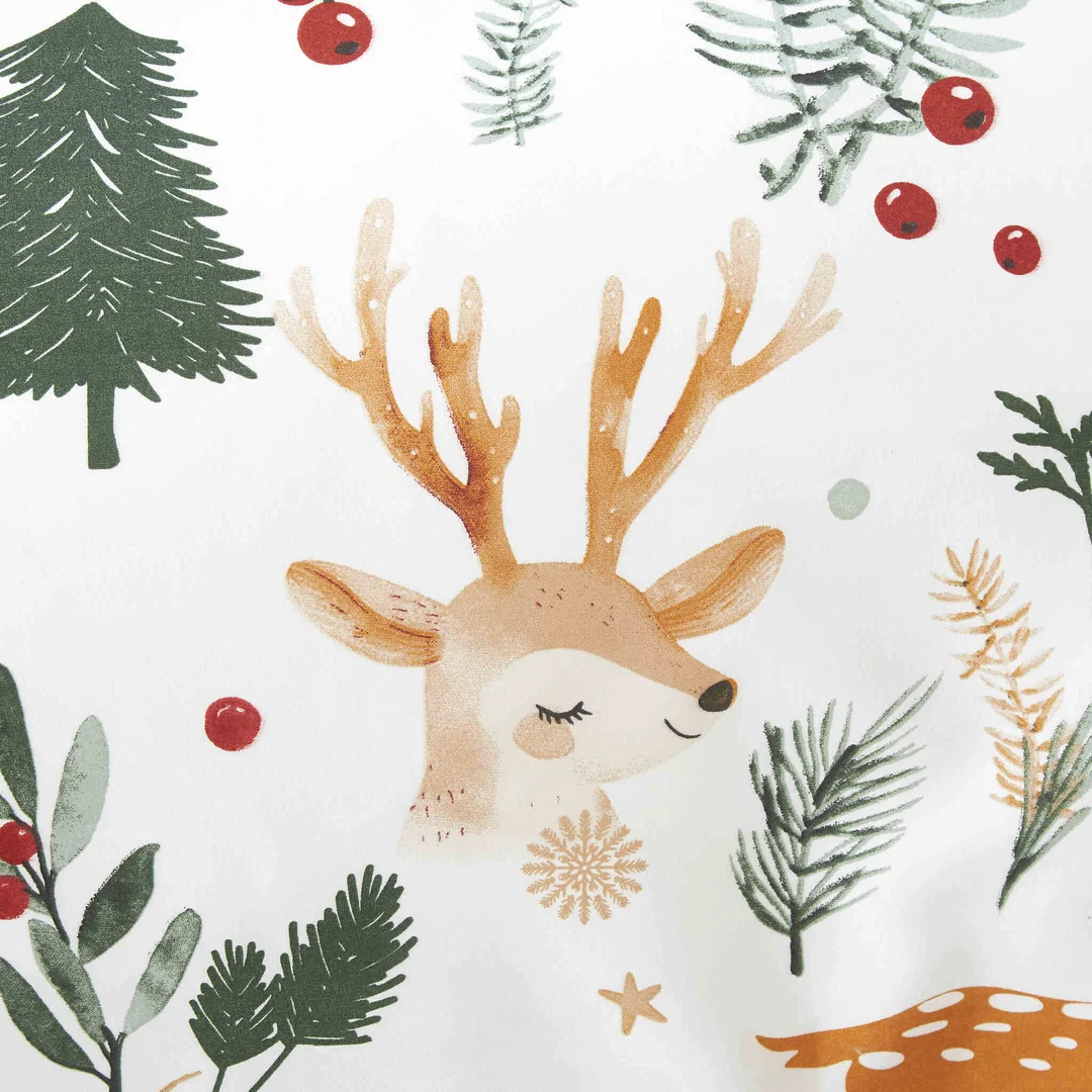 Pościel świąteczna 220x200 Christmas Forest biała kolorowa mikrosatynowa Merry Home — zdjęcie 4
