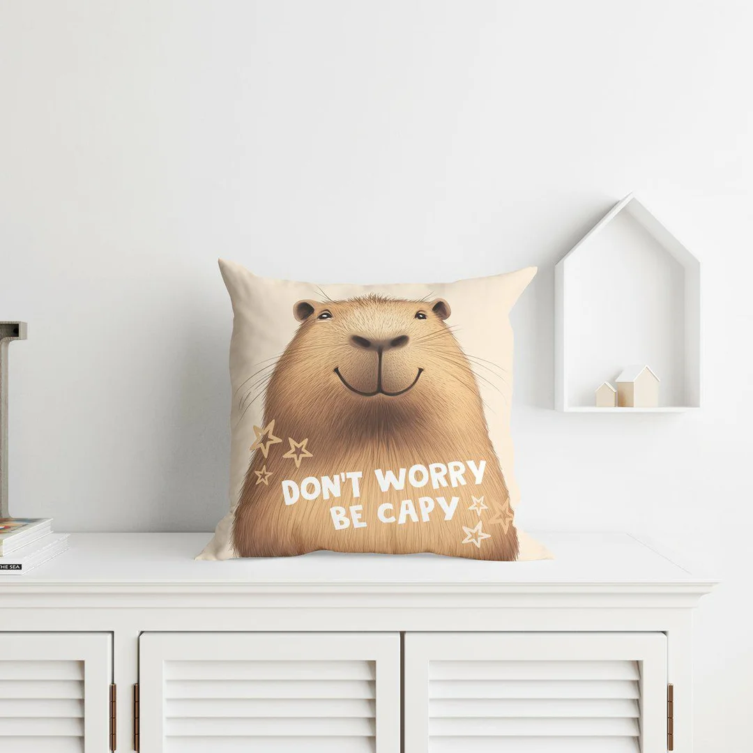 Poszewka dekoracyjna 40x40 kapibara „Don’t worry be capy” MF035 A – poszewka 3D z motywem zwierzęcym - Fun Dreams — zdjęcie 2