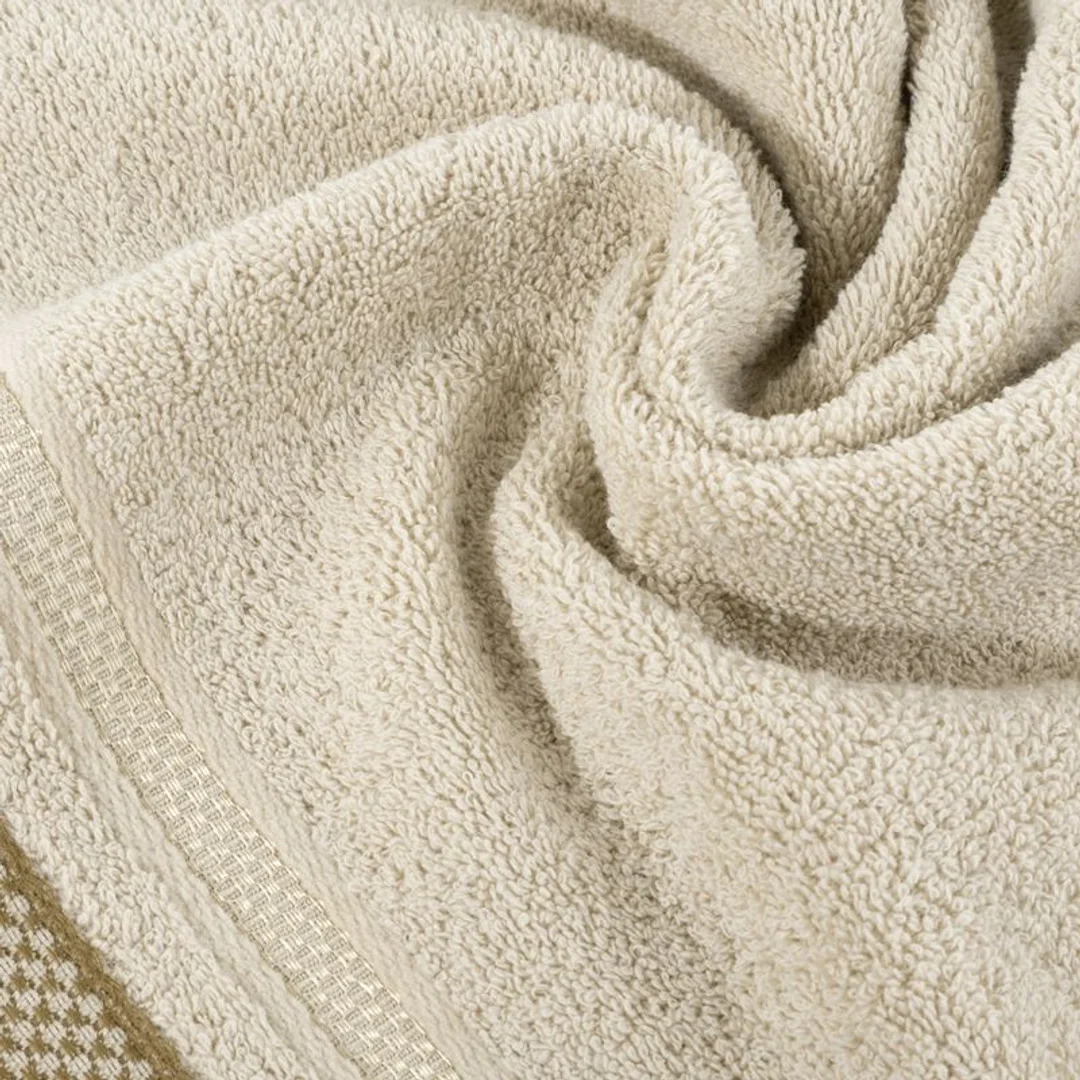 Ręcznik 70x140 Kinga beżowy z ozdobną bordiurą w pasy 485g/m2 frotte Eurofirany — zdjęcie 3