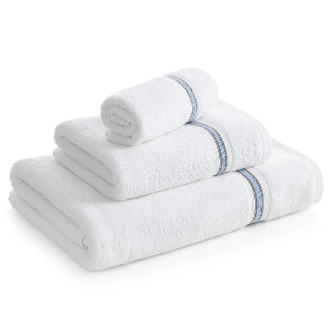 Ręcznik 70x140 Tris biały 01 z ozdobną bordiurą frotte 500 g/m2 Eurofirany — zdjęcie 2