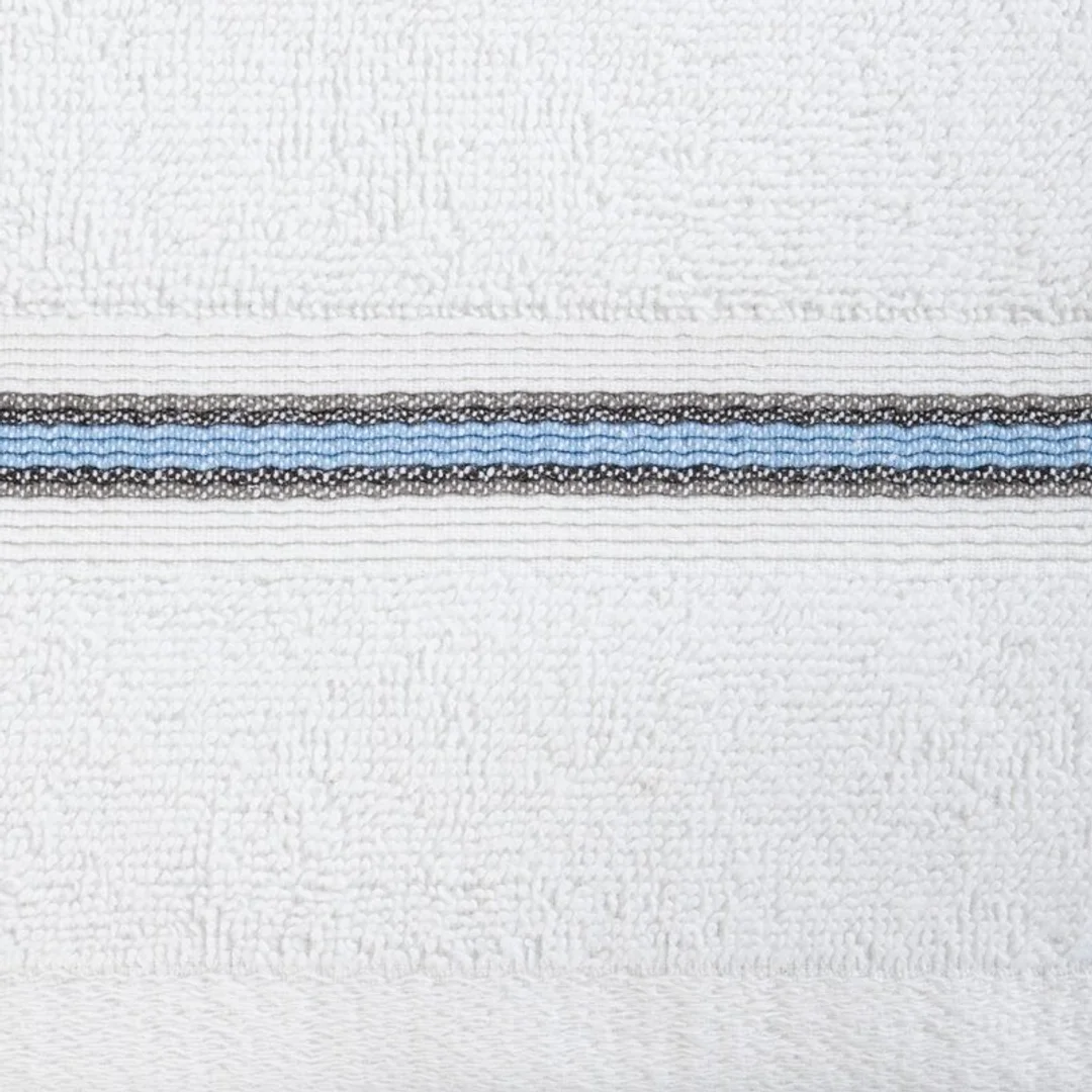 Ręcznik 70x140 Tris biały 01 z ozdobną bordiurą frotte 500 g/m2 Eurofirany — zdjęcie 3