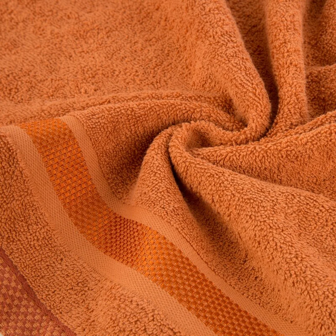 Ręcznik Abbie 100x150 pomarańczowy 500 g/m2 frotte bawełniany Eurofirany — zdjęcie 3