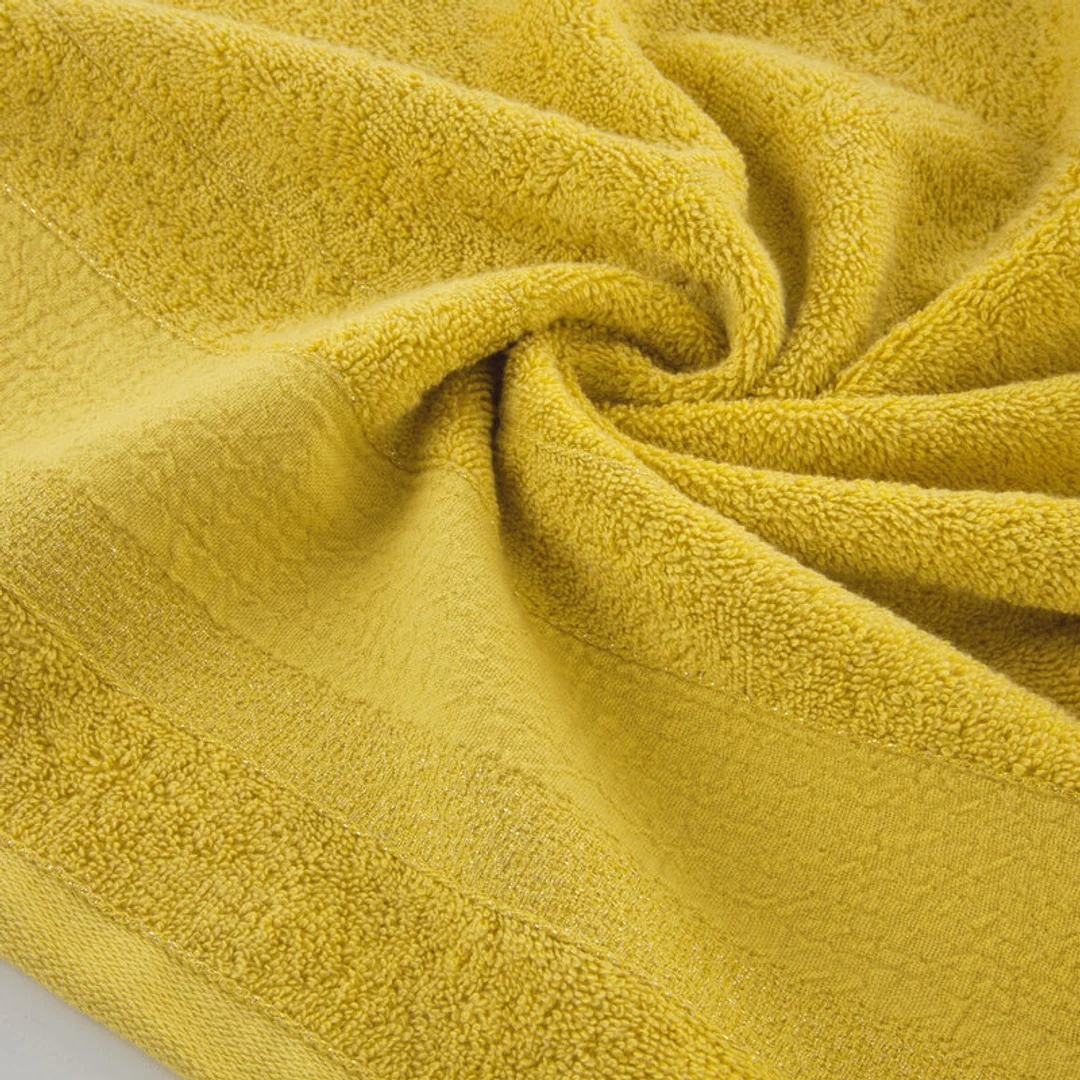 Ręcznik April 12 50x90 musztardowy z żakardową bordiurą z błyszczącą nicią 500 g/m2 Eurofirany — zdjęcie 2