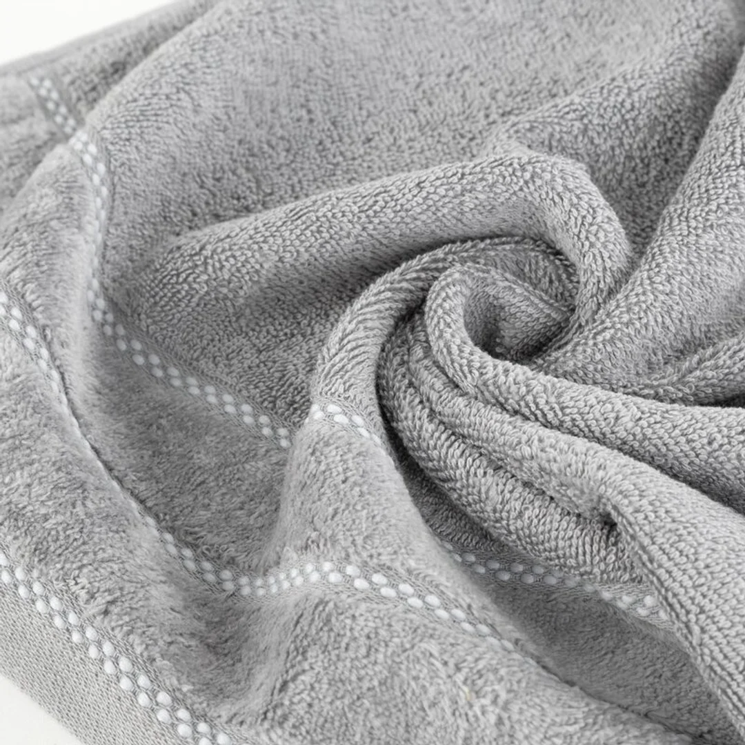 Ręcznik Dona 50x90 05 stalowy z welurową bordiurą frotte 500 g/m2 Eurofirany — zdjęcie 4