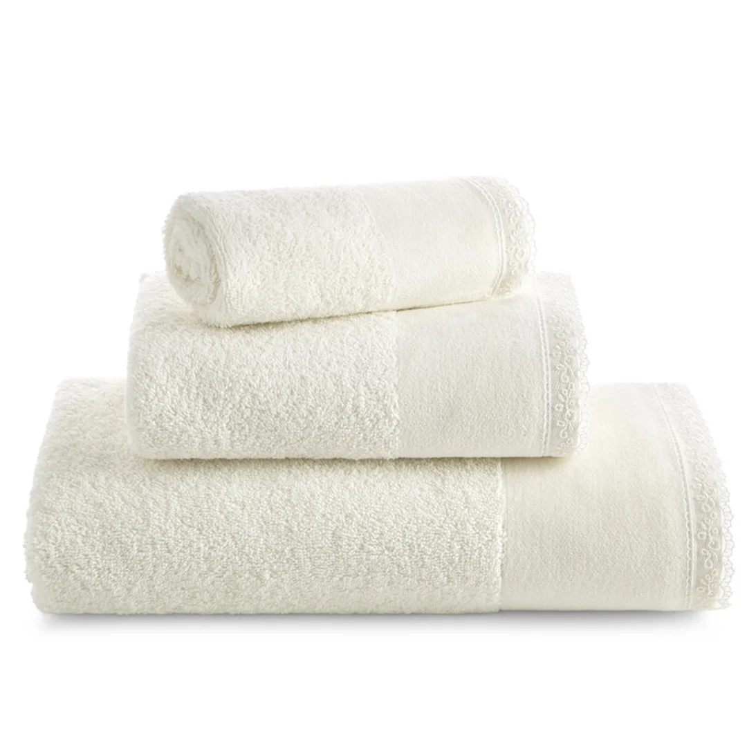 Ręcznik Emi 70x140 kremowy 02 zdobiony bordiurą frotte 500 g/m2 Eurofirany — zdjęcie 4