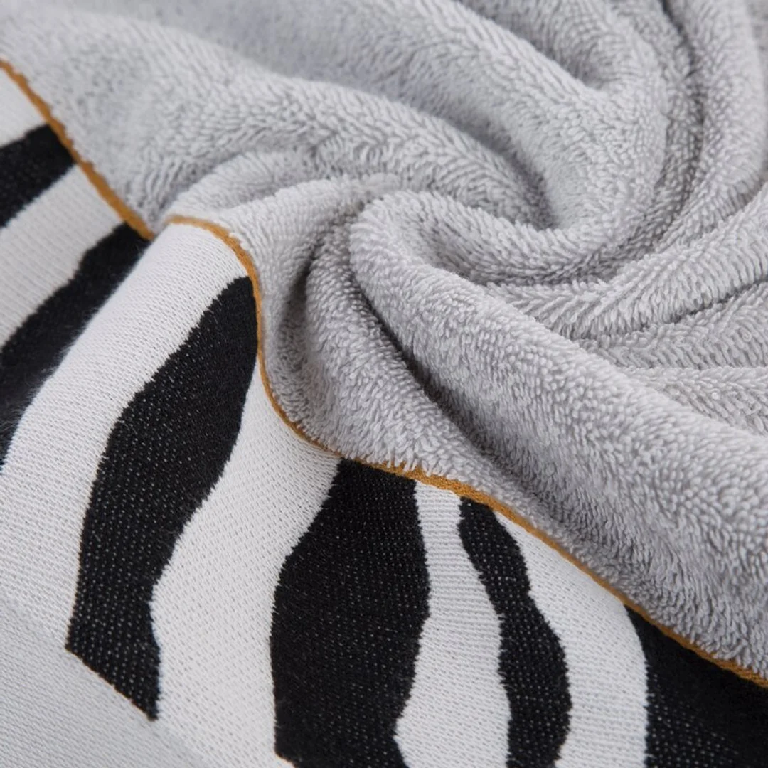 Ręcznik Eva 22 50x90 srebrny frotte bawełniany 500 g/m2 Eva Minge Eurofirany — zdjęcie 5