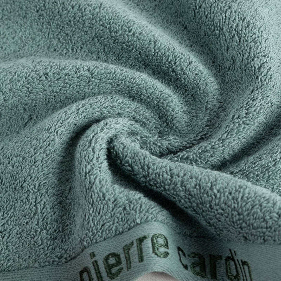 Ręcznik Evi 50x90 miętowy ciemny 430g/m2 Pierre Cardin — zdjęcie 4
