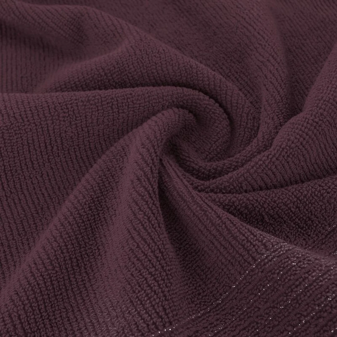 Ręcznik Lari 8 50x90 burgundowy z ozdobną bordiurą przetykaną błyszczącą nicią 500 g/m2 Eurofirany — zdjęcie 3