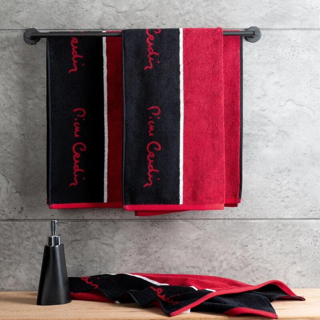 Ręcznik Luca 70x140 czerwony czarny frotte 450g/m2 Pierre Cardin — zdjęcie 4