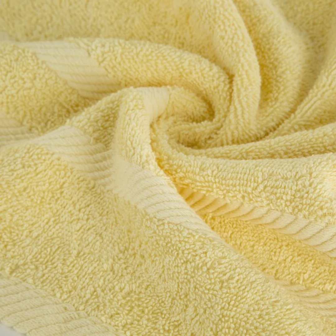 Ręcznik Milo 100x150 żółty 500 g/m2 frotte bawełniany Eurofirany — zdjęcie 3