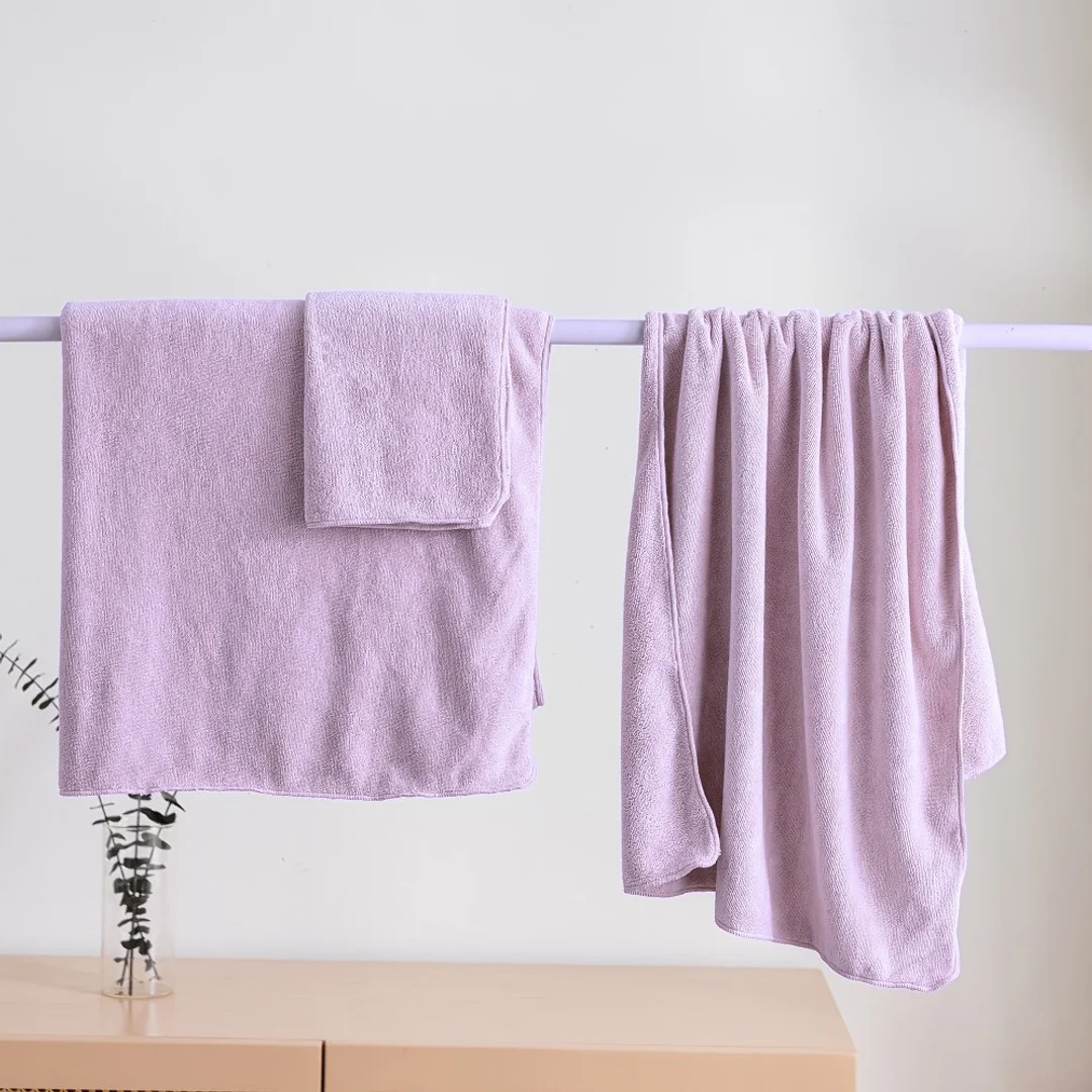 Ręcznik szybkoschnący 50x90 Active lawendowy z mikrofibry 380g/m2 — zdjęcie 2