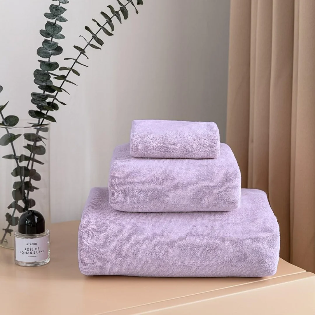 Ręcznik szybkoschnący 50x90 Active lawendowy z mikrofibry 380g/m2 — zdjęcie 3