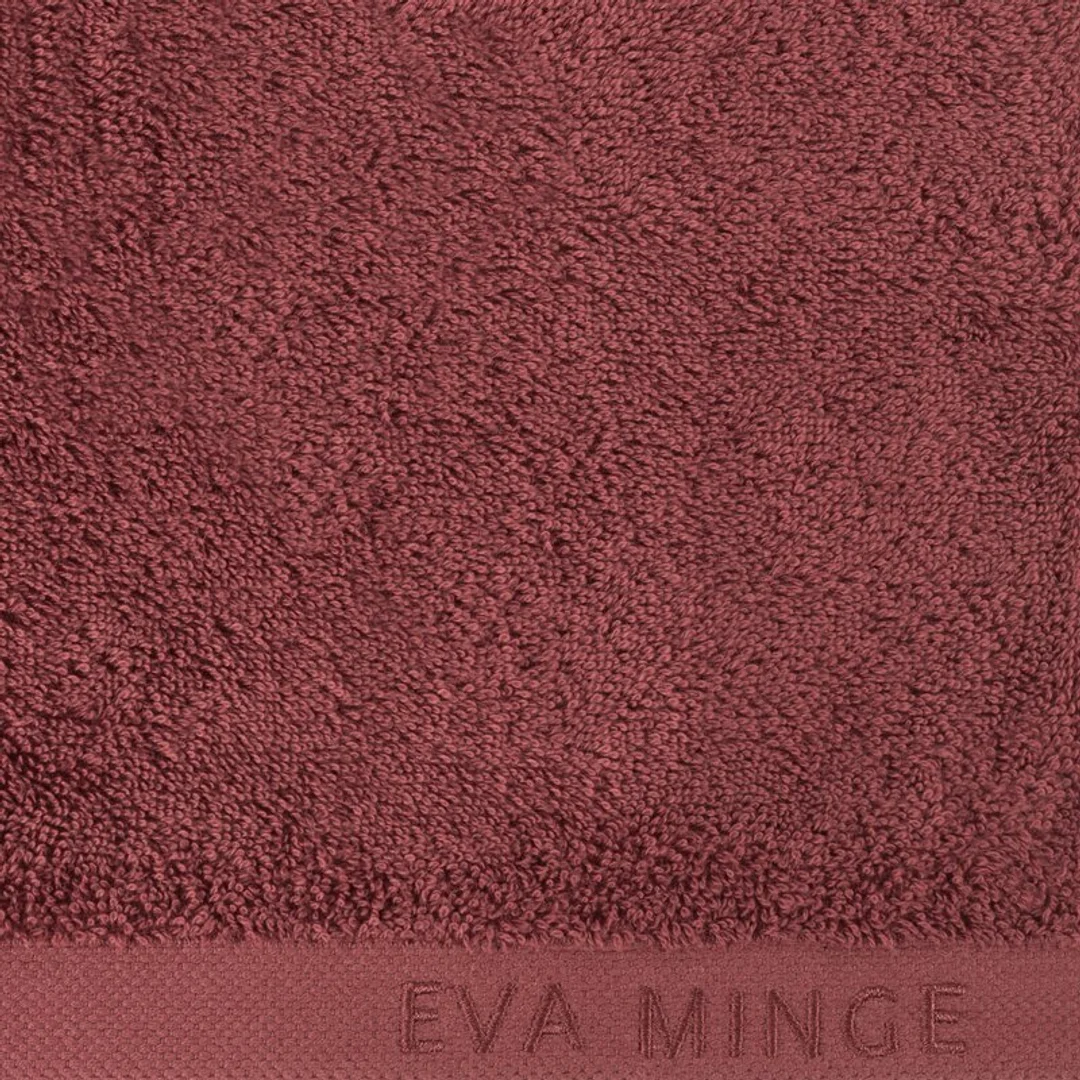 Ręcznik Venus 50x90 ceglasty zdobiony haftem 550 g/m2 Eva Minge Eurofirany — zdjęcie 3