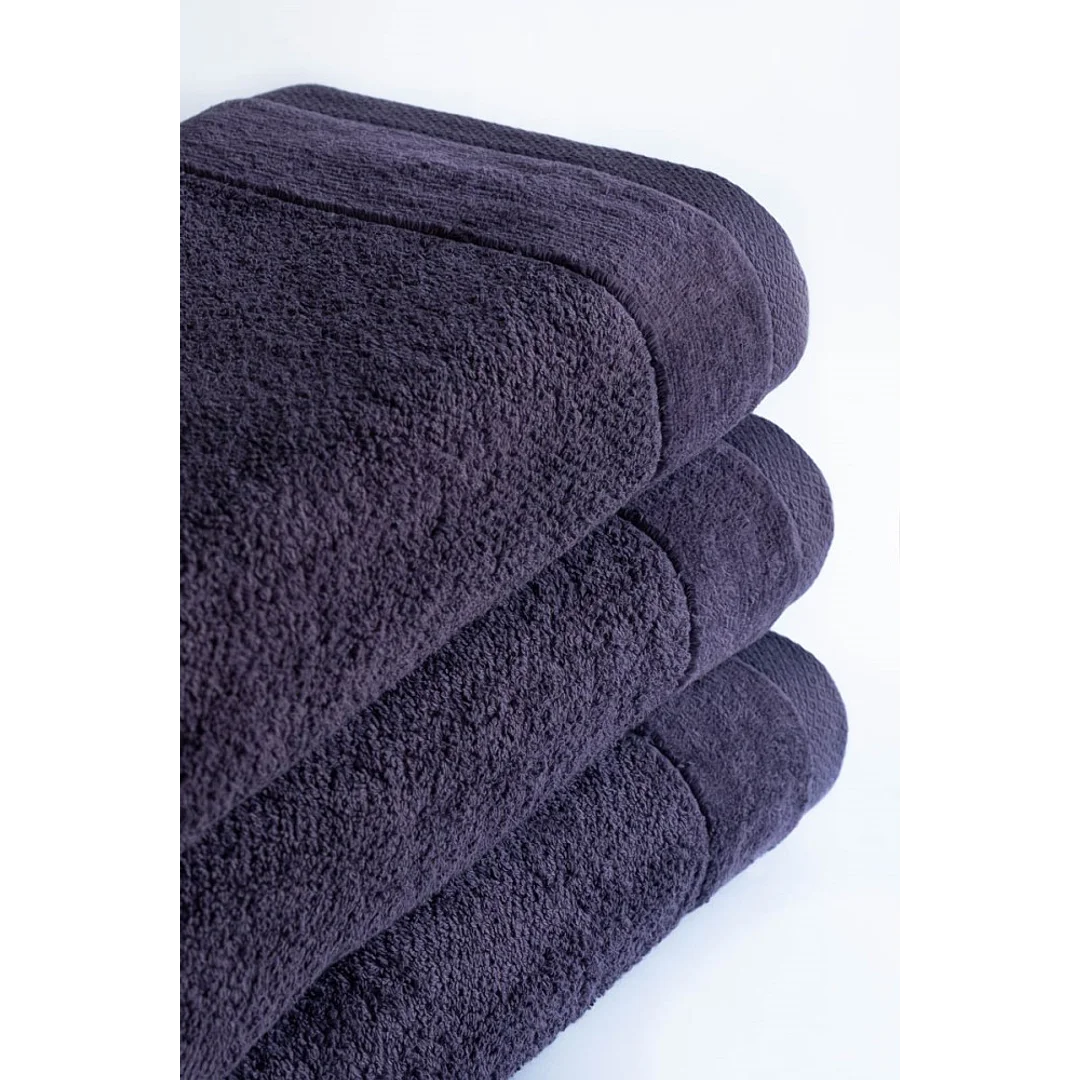 Ręcznik Vito 50x90 śliwkowy frotte bawełniany 550g/m2 — zdjęcie 4