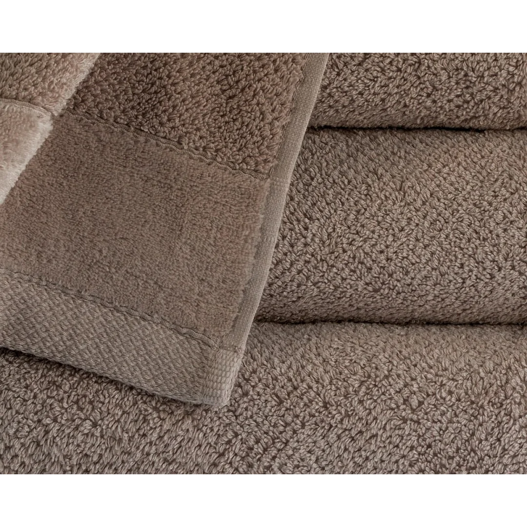 Ręcznik Vito 70x140 beżowy taupe frotte bawełniany 550 g/m2 — zdjęcie 3