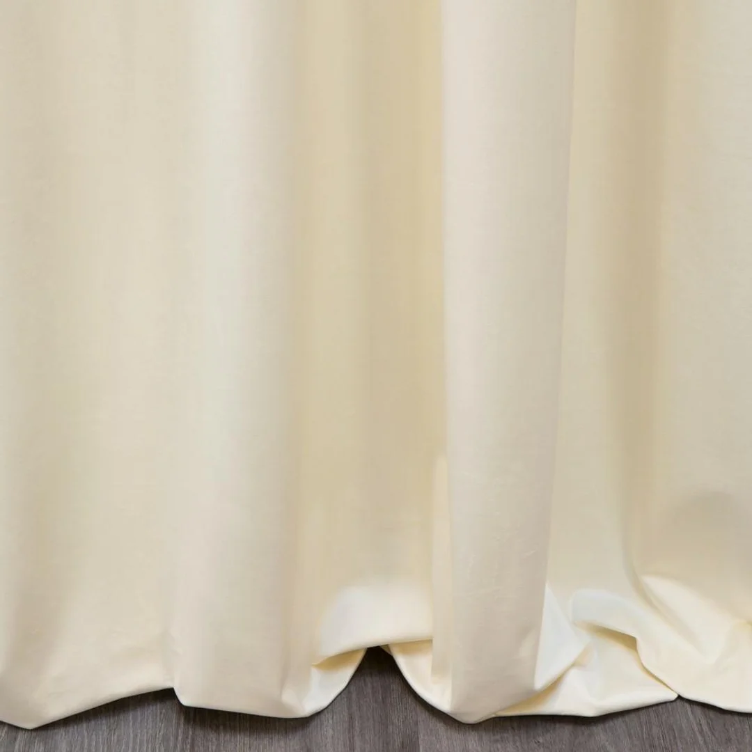 Zasłona 140x270 Sibel kremowa welurowa gotowa na taśmie Pierre Cardin — zdjęcie 8