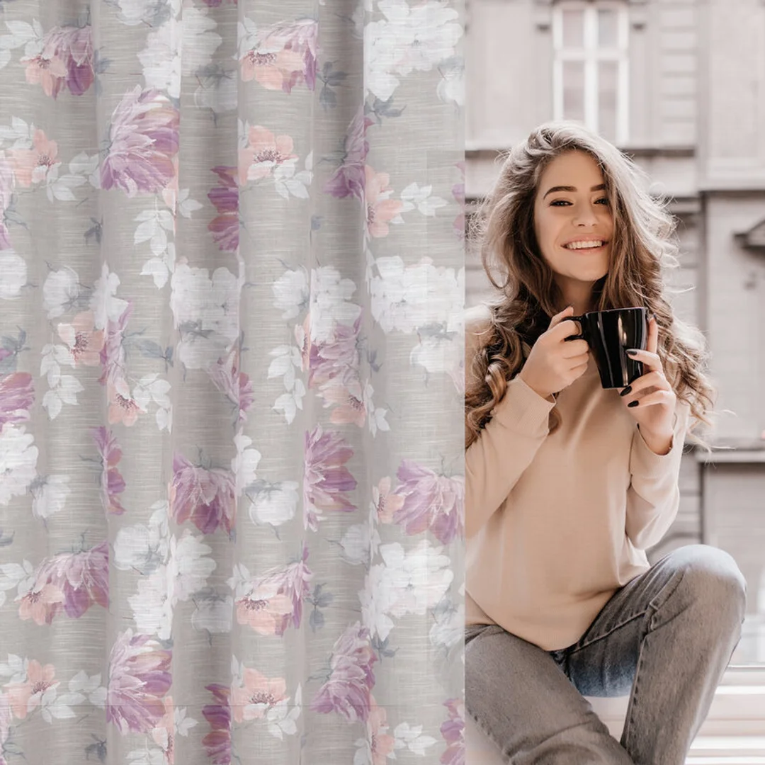 Zasłona 140x300 Sherry srebrna różowa kwiaty z etaminy gotowa na taśmie Eurofirany — zdjęcie 19