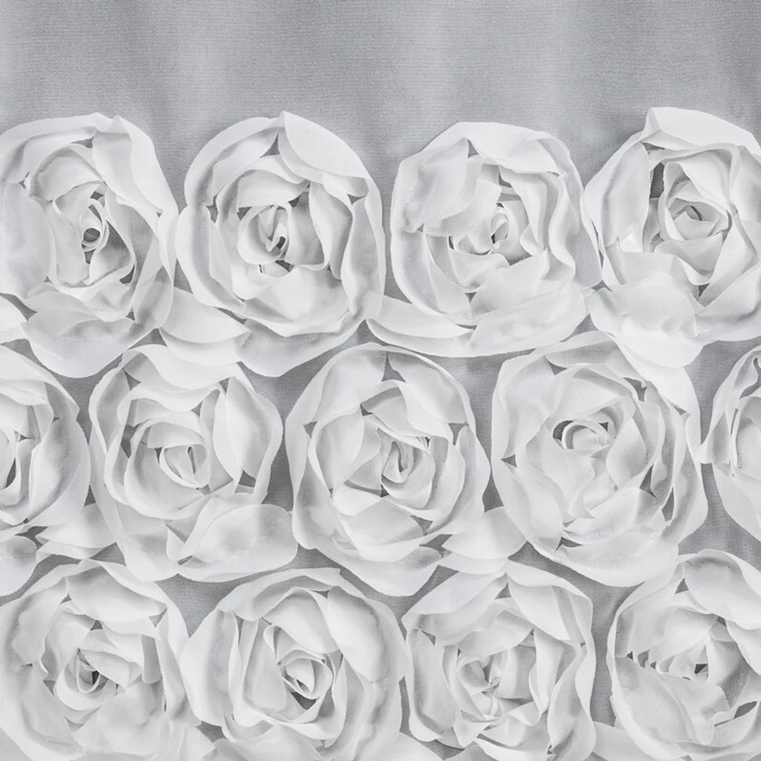 Zasłona 400x160 Roses 8 biała z szyfonu w kształcie łuku z 3 pasami róż gotowa na taśmie Eva Minge Eurofirany — zdjęcie 5