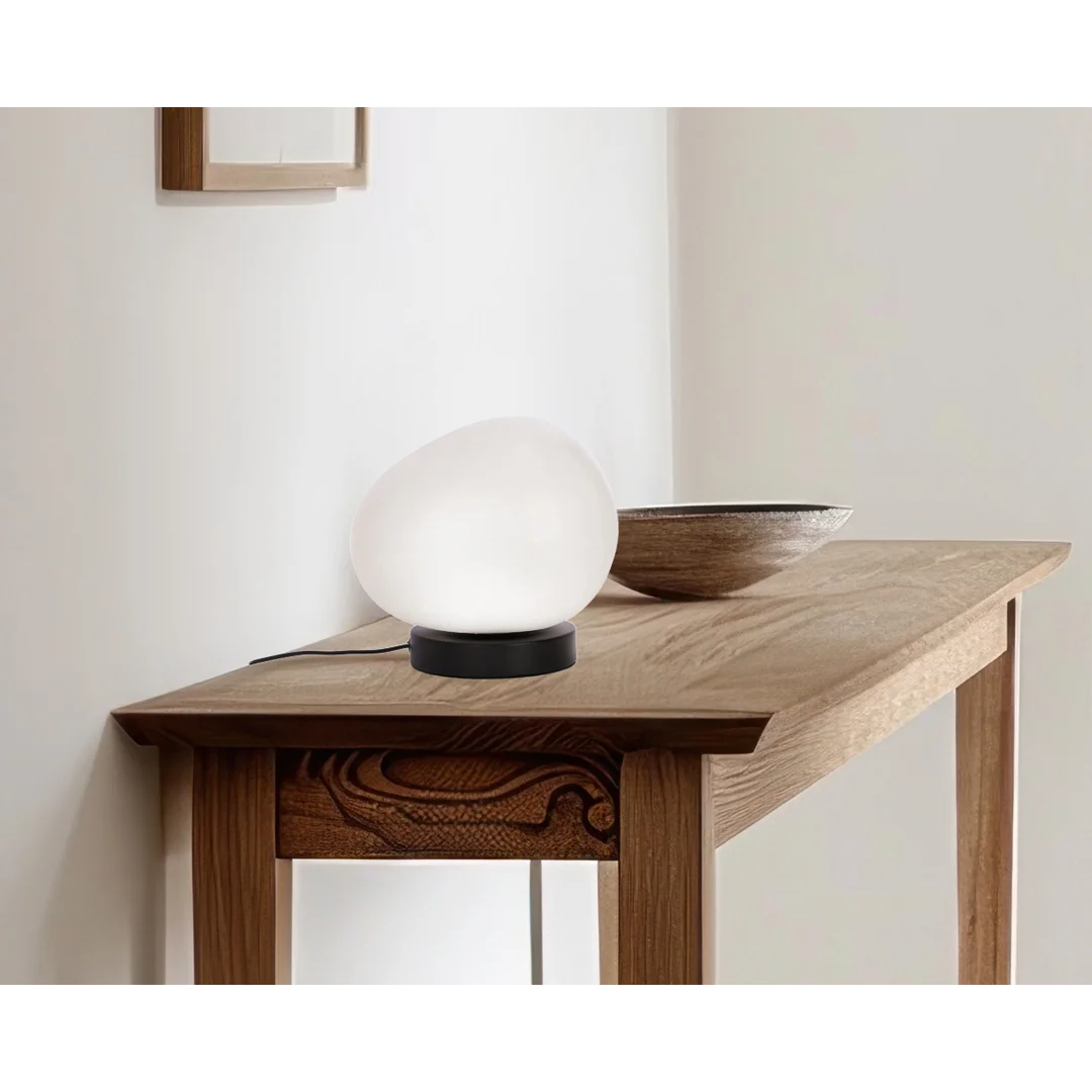 Lampa stołowa STONES minimalistyczna - biały klosz 20 cm w kształcie kamienia - skandynawska lampka nocna do sypialni i salonu E27 — zdjęcie 2