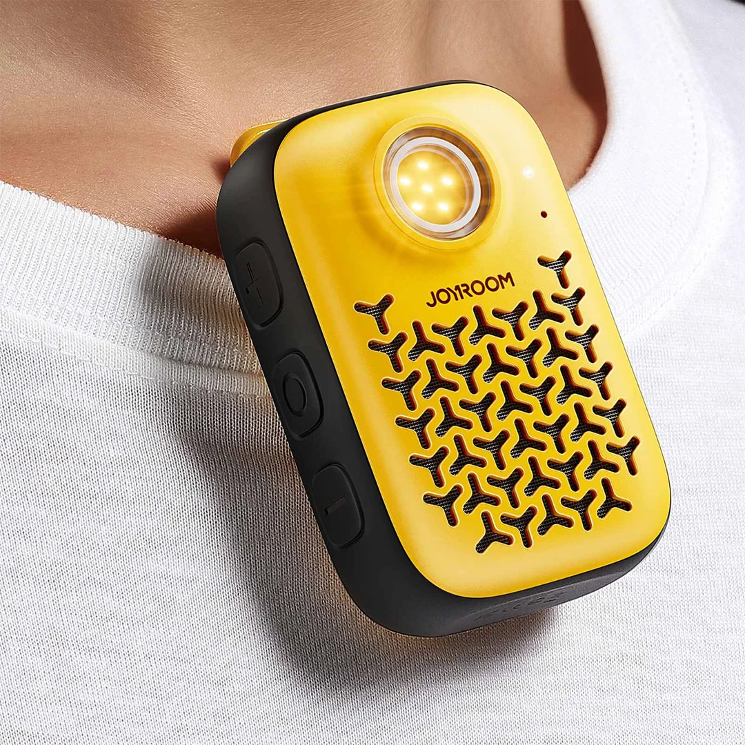 Głośnik przenośny z latarką magnesem klipsem Bluetooth IP67 - żółty