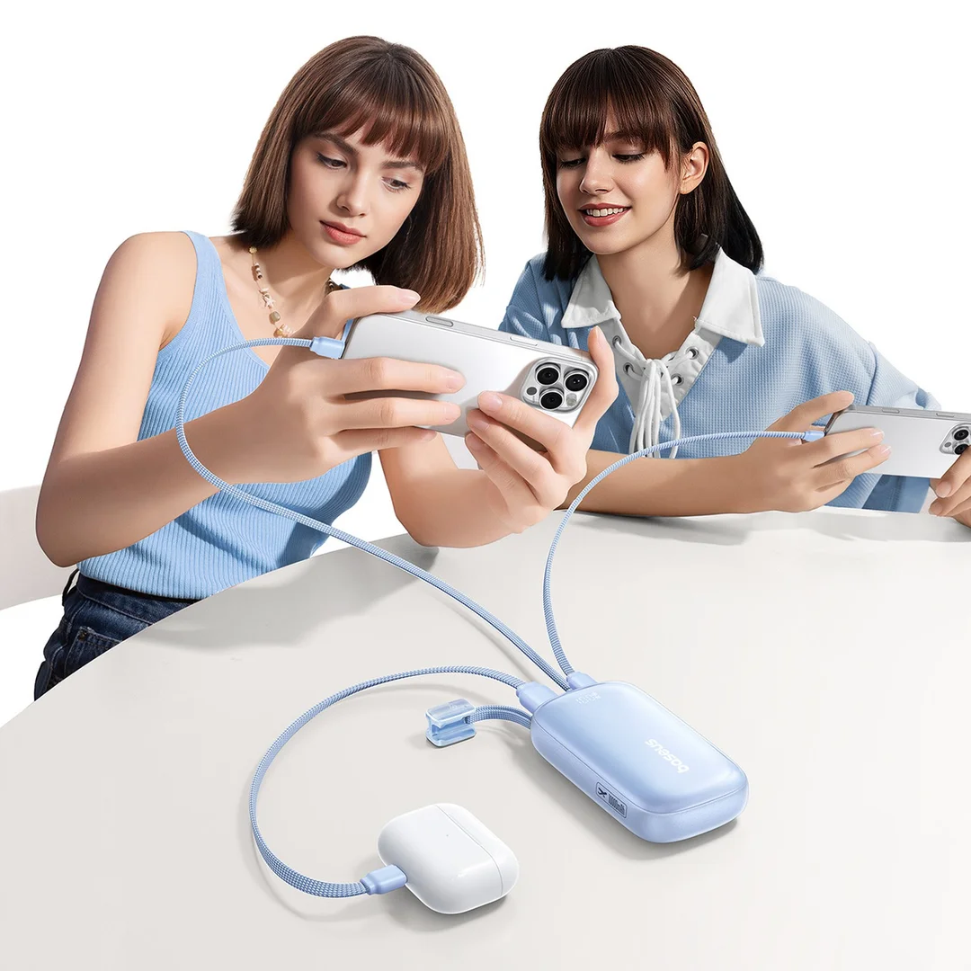 Powerbank 10000mAh 45W z kablem USB-C iPhone Lightning - niebieski