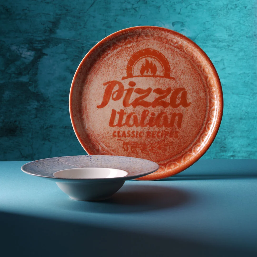 Talerz do pizzy z porcelany Recipe Collection Brick Red śr. 33 cm - zestaw 6 szt. — zdjęcie 2